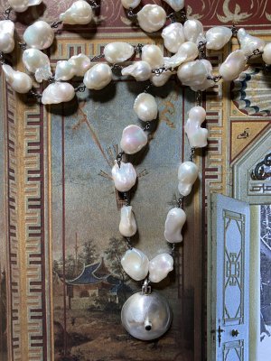 Francesca Lewis Kennedy - Baroque Pearl Spinel