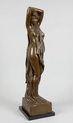 Gwen Marcus - Hestia