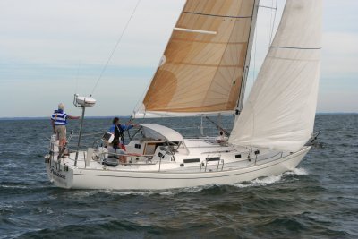 Louisa Gould - Around the Island Race