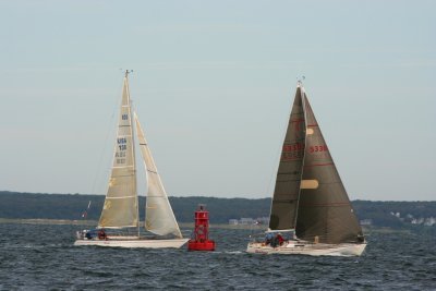 Louisa Gould - Around the Island Race