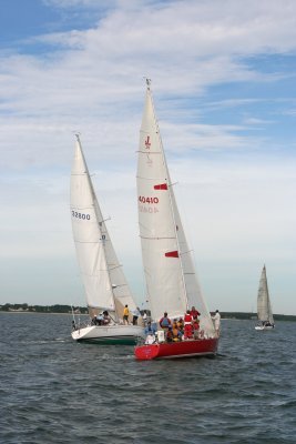 Louisa Gould - Around the Island Race