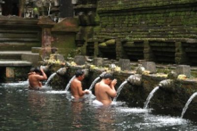 Louisa Gould - Bali Indonesia