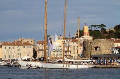 Louisa Gould - Les Voiles de Saint-Tropez