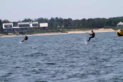 Louisa Gould - Foiling Kiteboard 