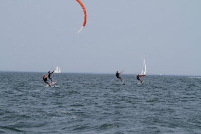 Louisa Gould - Foiling Kiteboard 