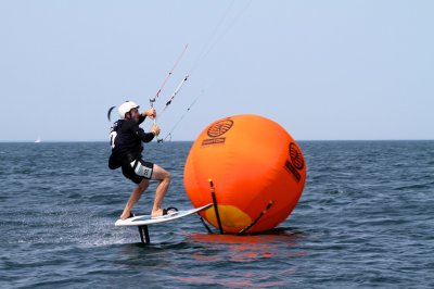 Louisa Gould - Foiling Kiteboard 