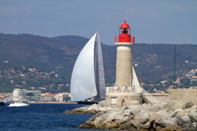 Louisa Gould - Les Voiles de Saint-Tropez