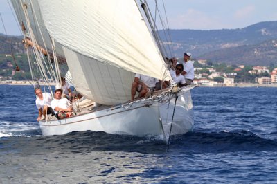 Louisa Gould - Les Voiles de Saint-Tropez