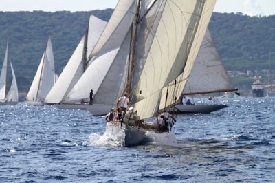 Louisa Gould - Les Voiles de Saint-Tropez