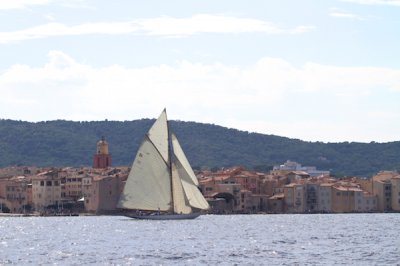 Louisa Gould - Les Voiles de Saint-Tropez