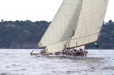 Louisa Gould - Les Voiles de Saint-Tropez